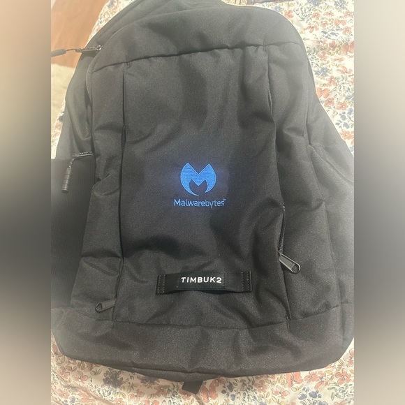 Malwarebytes black bag pack - Picture 1 of 4